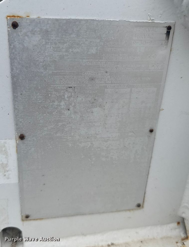 image for item EU6411 1999 GMC C7500 bucket truck