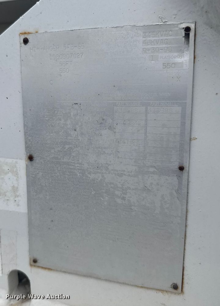 image for item EU6411 1999 GMC C7500 bucket truck