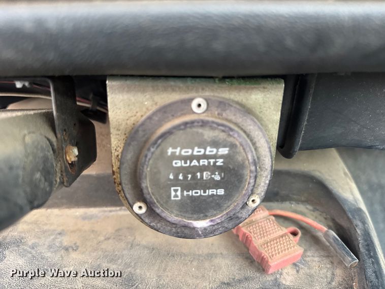 image for item EU6411 1999 GMC C7500 bucket truck