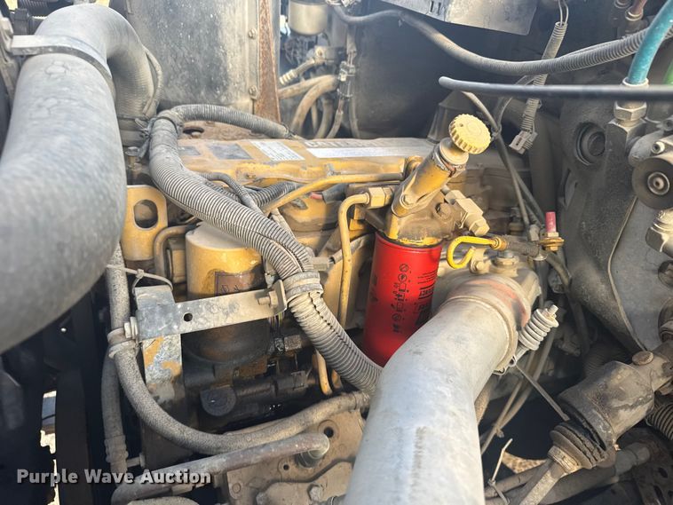 image for item EU6411 1999 GMC C7500 bucket truck