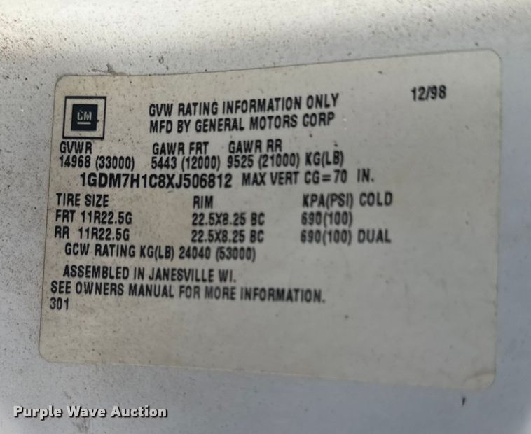 image for item EU6411 1999 GMC C7500 bucket truck