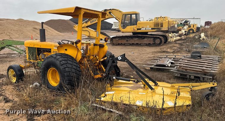 image for item EU6414 1974 John Deere 401B tractor