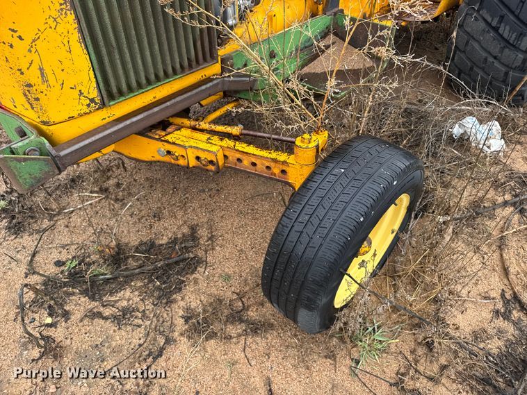 image for item EU6414 1974 John Deere 401B tractor