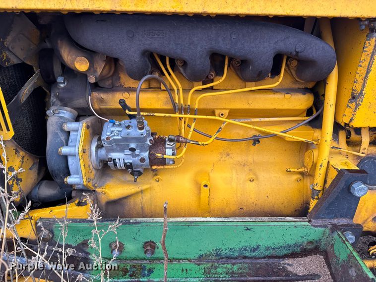 image for item EU6414 1974 John Deere 401B tractor