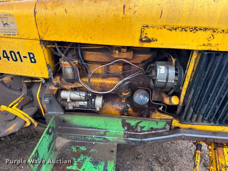 image for item EU6414 1974 John Deere 401B tractor