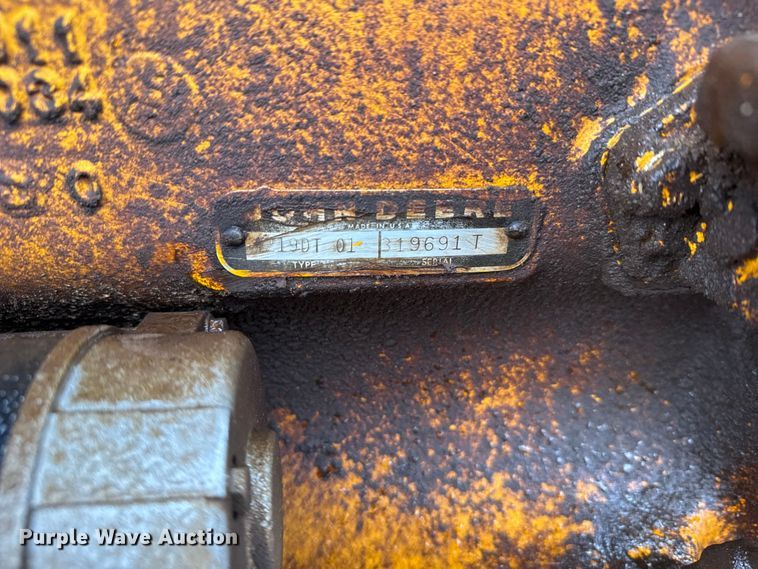 image for item EU6414 1974 John Deere 401B tractor