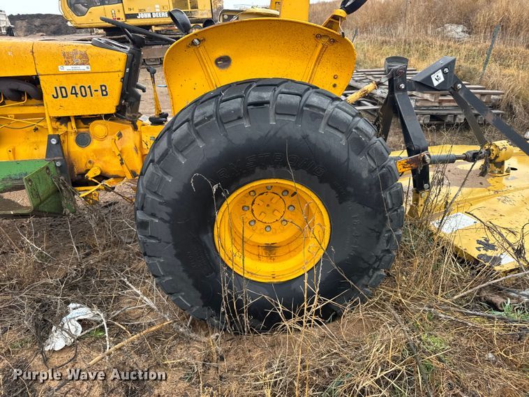 image for item EU6414 1974 John Deere 401B tractor