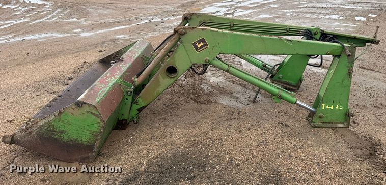 image for item EU6414 1974 John Deere 401B tractor