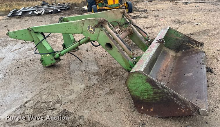 image for item EU6414 1974 John Deere 401B tractor