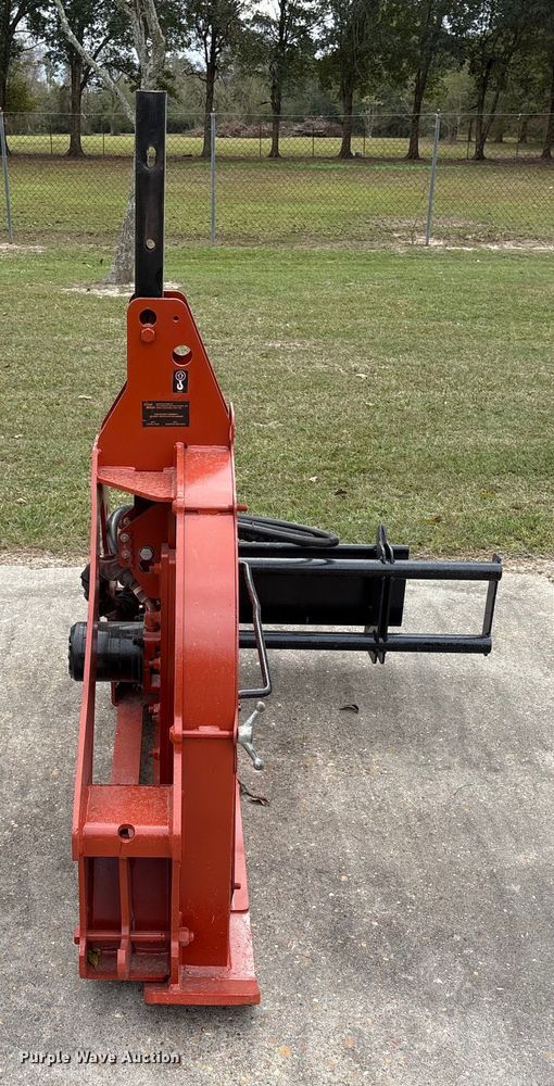 image for item EU7071 2018 Ditch Witch MT12 compact utility loader rock saw