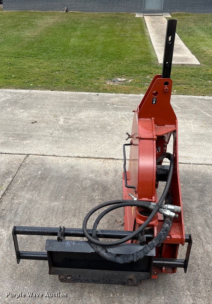 image for item EU7071 2018 Ditch Witch MT12 compact utility loader rock saw