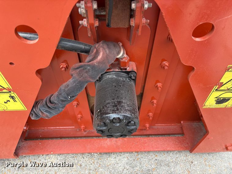 image for item EU7071 2018 Ditch Witch MT12 compact utility loader rock saw