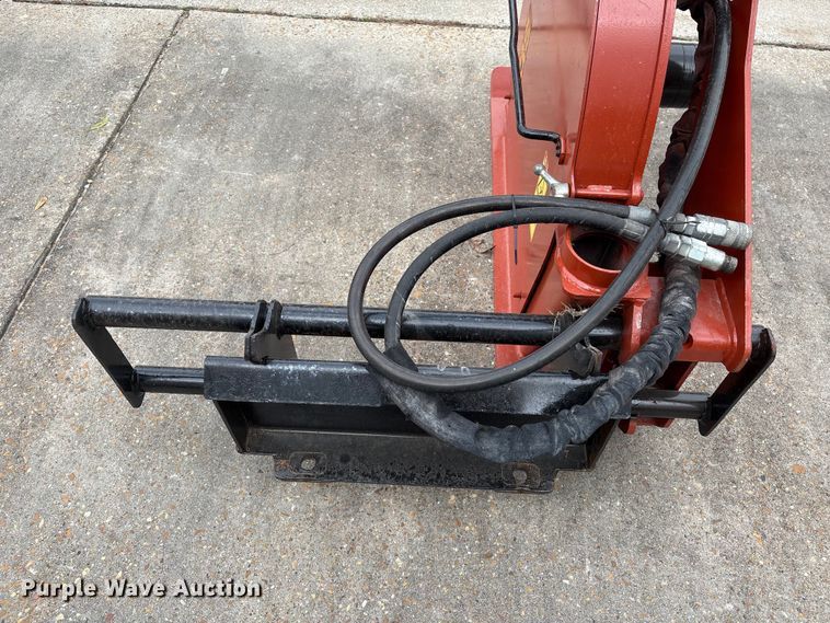 image for item EU7071 2018 Ditch Witch MT12 compact utility loader rock saw