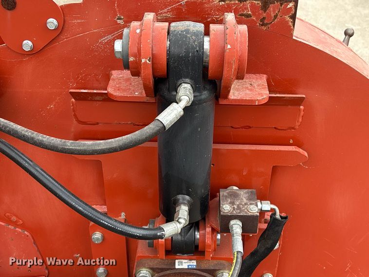 image for item EU7072 2017 Ditch Witch MT12 compact utility loader rock saw