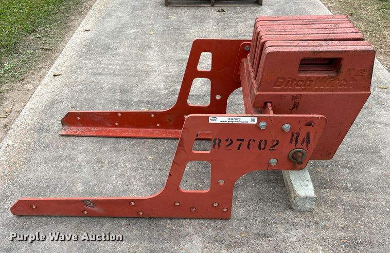 image for item EU7073 Ditch Witch counter weights