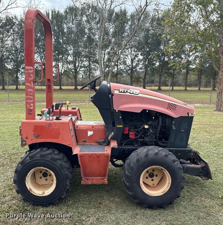 image for item EU7075 2010 Ditch Witch RT40 trencher