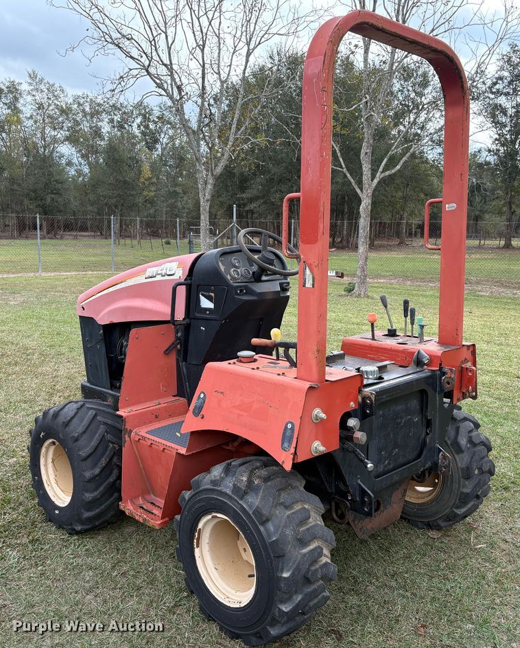 image for item EU7075 2010 Ditch Witch RT40 trencher