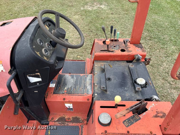 image for item EU7075 2010 Ditch Witch RT40 trencher