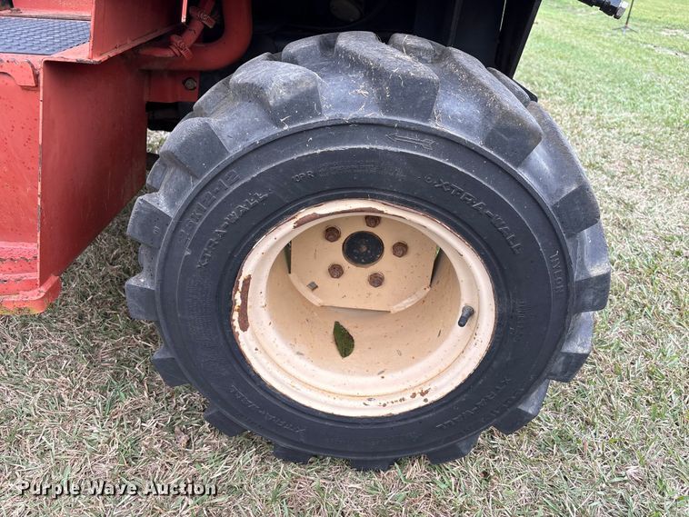 image for item EU7075 2010 Ditch Witch RT40 trencher