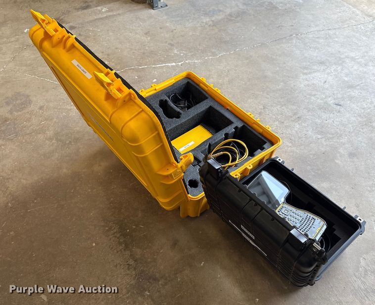 image for item EU7076 Trimble survey kit