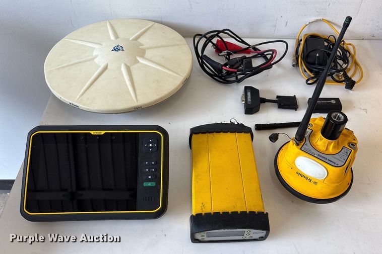 image for item EU7078 Trimble survey kit