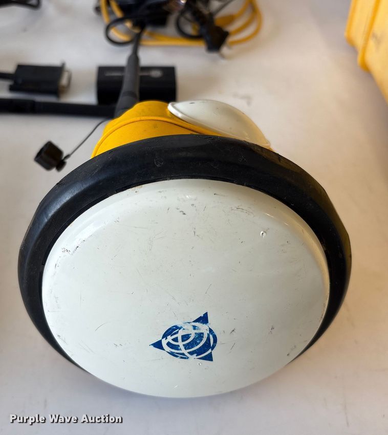 image for item EU7078 Trimble survey kit