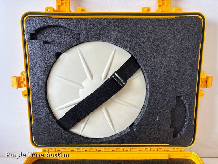 image for item EU7079 Trimble survey kit