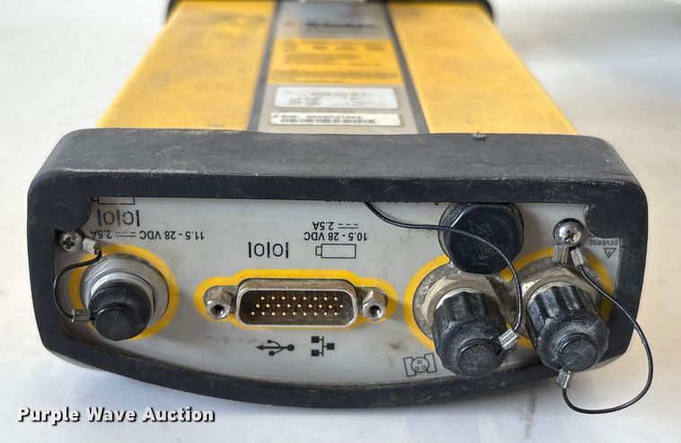 image for item EU7079 Trimble survey kit