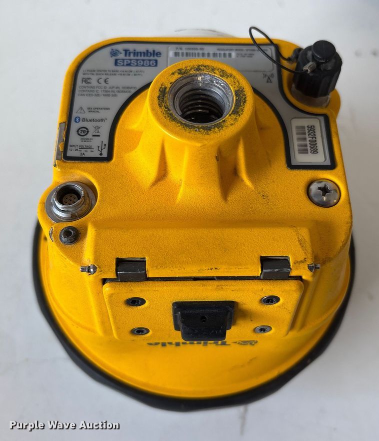 image for item EU7079 Trimble survey kit