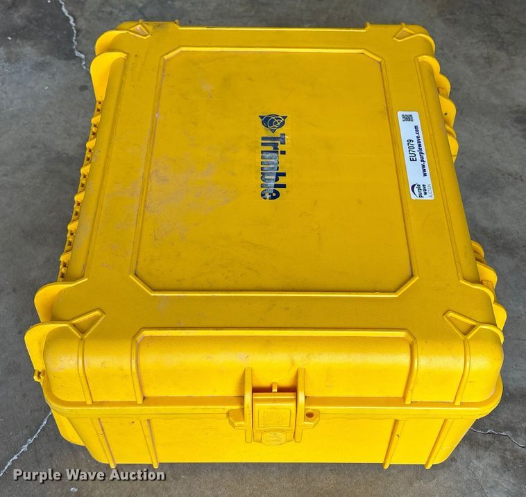 image for item EU7079 Trimble survey kit