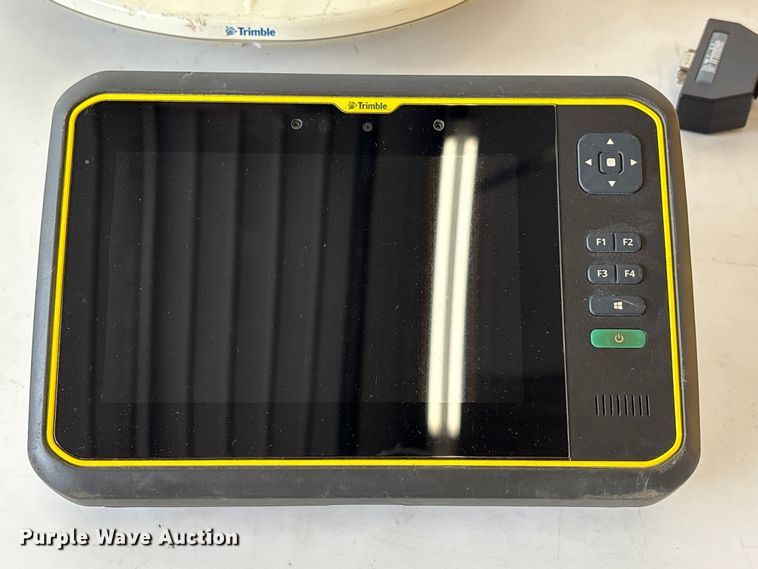 image for item EU7080 Trimble survey kit