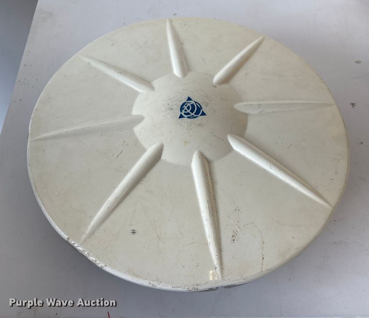 image for item EU7080 Trimble survey kit