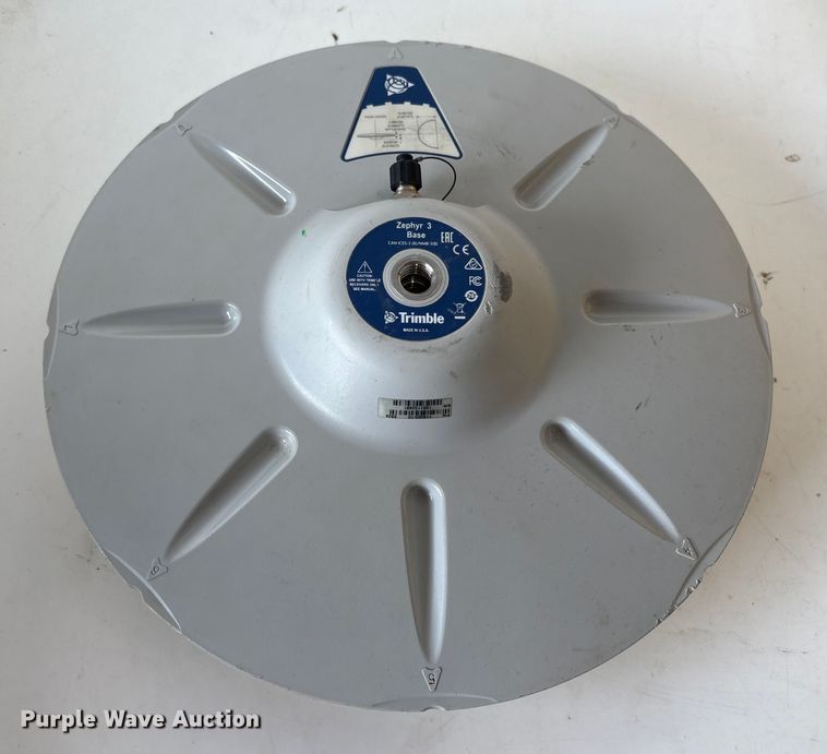 image for item EU7080 Trimble survey kit