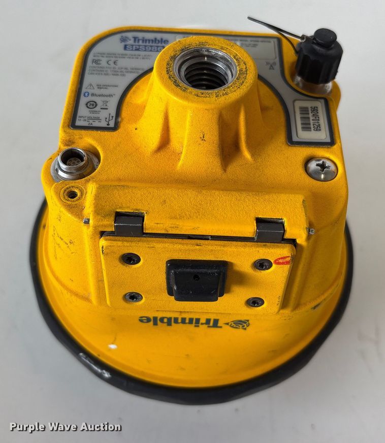 image for item EU7080 Trimble survey kit