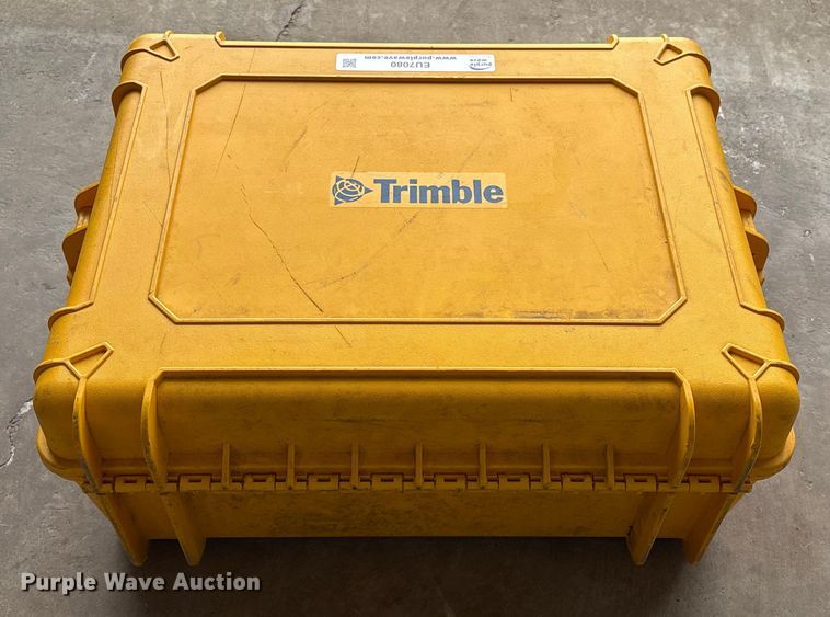 image for item EU7080 Trimble survey kit