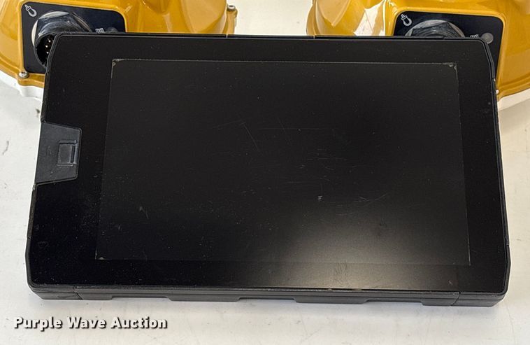 image for item EU7081 Trimble GPS