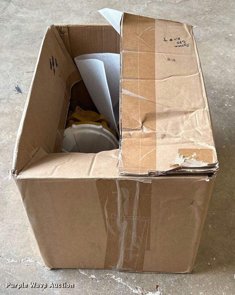 image for item EU7081 Trimble GPS