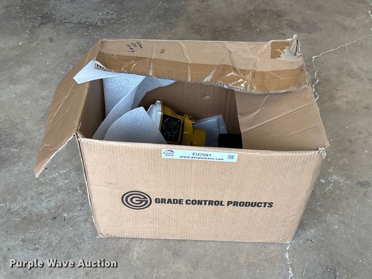 image for item EU7081 Trimble GPS