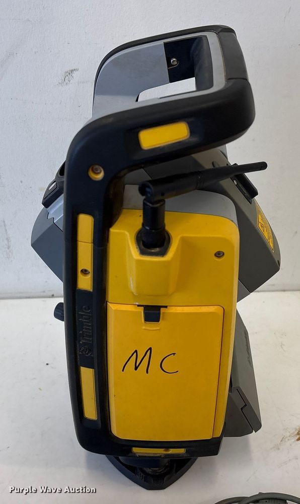 image for item EU7082 Trimble survey kit