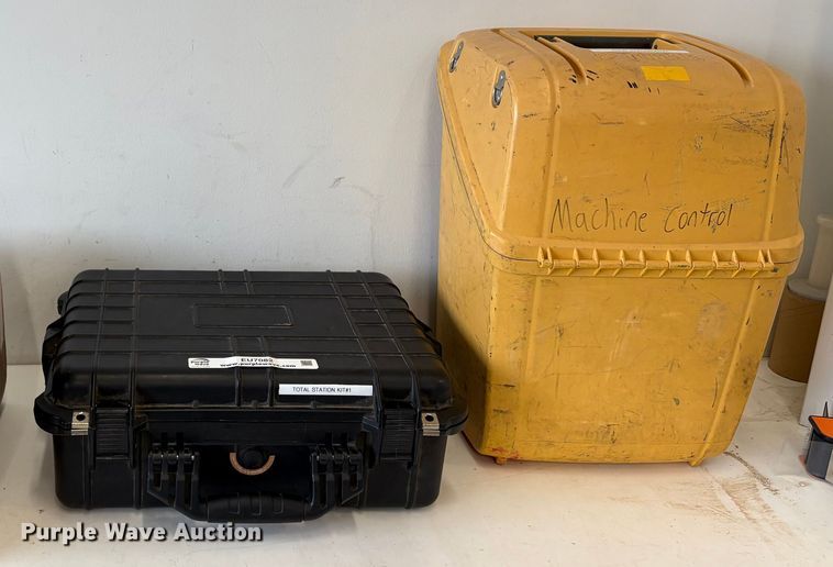 image for item EU7082 Trimble survey kit