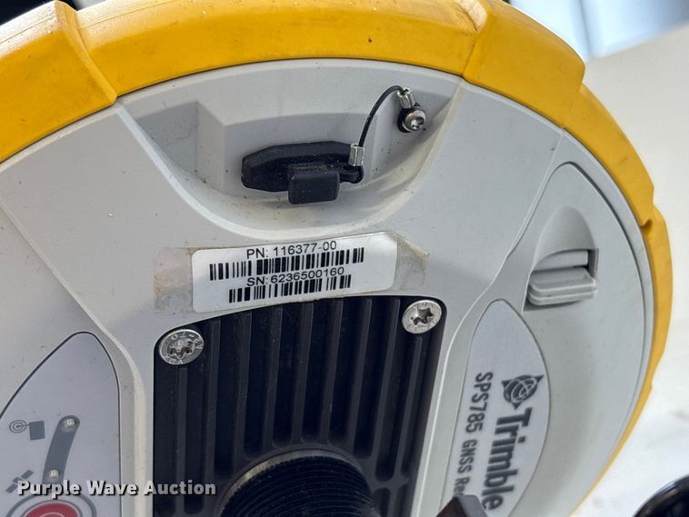 image for item EU7083 Trimble survey kit