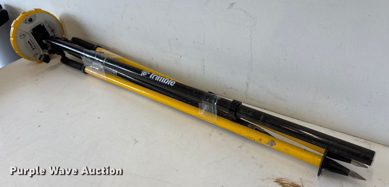 image for item EU7083 Trimble survey kit