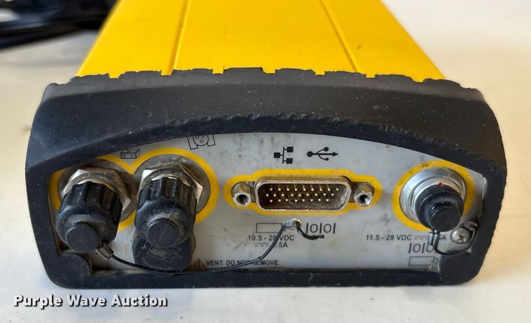 image for item EU7083 Trimble survey kit