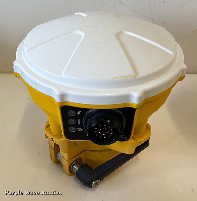 image for item EU7084 Trimble GPS