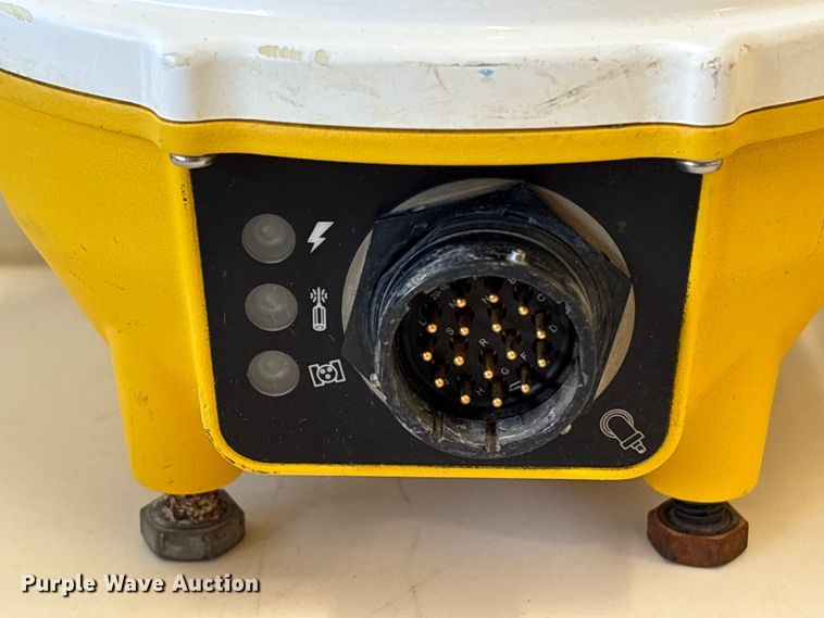 image for item EU7085 Trimble GPS