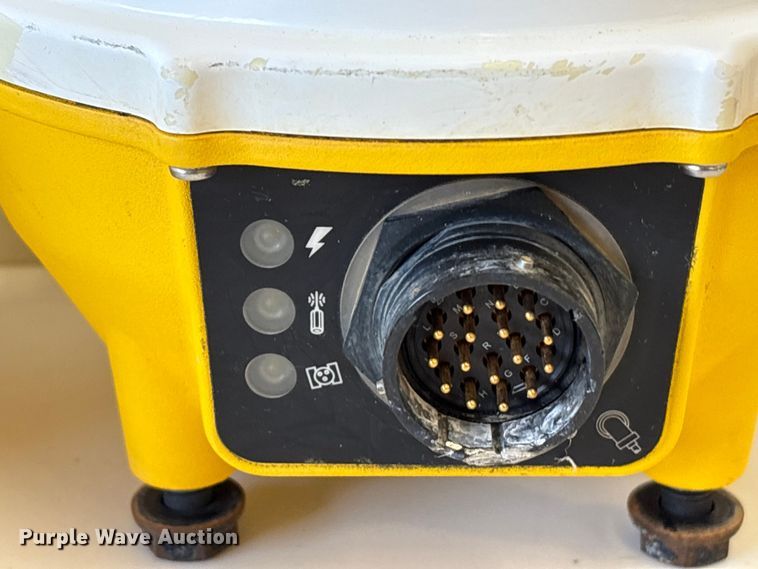 image for item EU7085 Trimble GPS