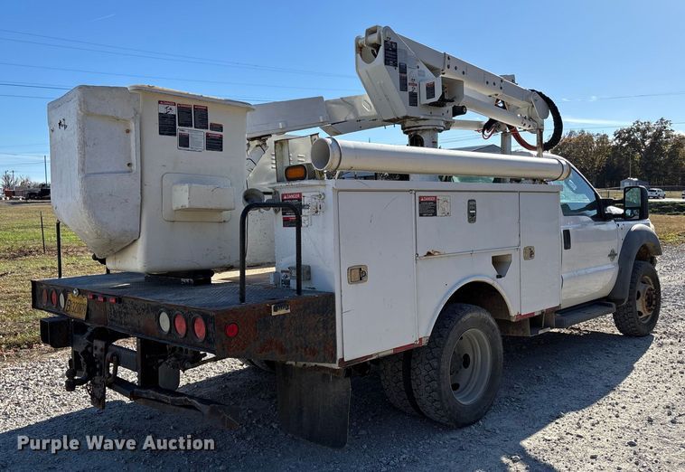 CAMIóN CON CANASTILLA 2011 FORD ALTEC