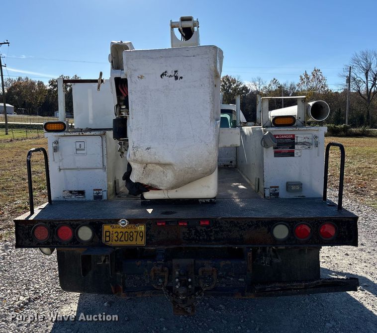 image for item EV3280 2011 Ford F550 bucket truck