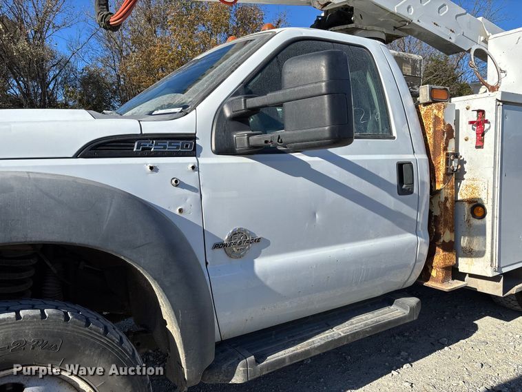 image for item EV3280 2011 Ford F550 bucket truck