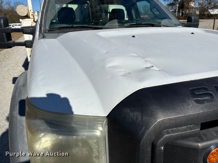 image for item EV3280 2011 Ford F550 bucket truck